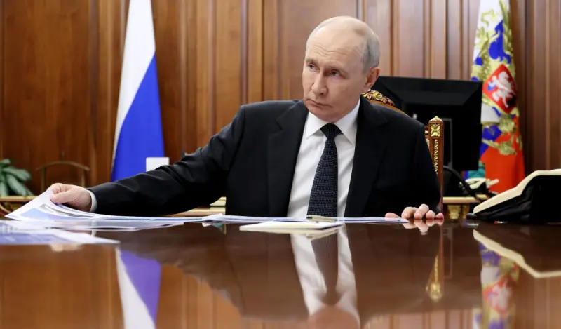 Vladimir Putin welcomes participants of Russian Energy Week and notes the importance of cooperation in gas sector within GECF
